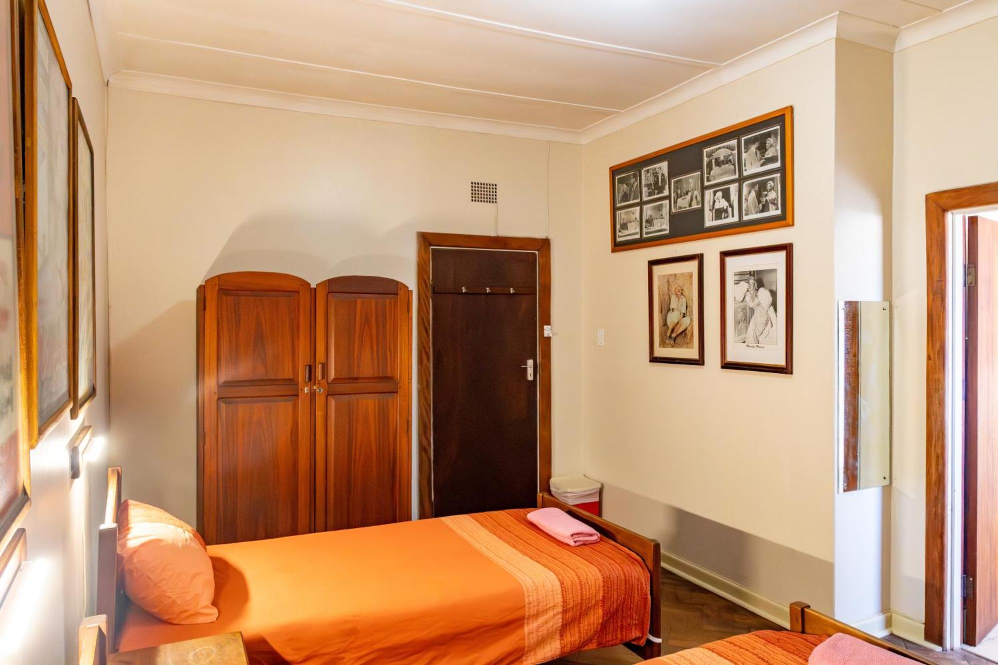 Hotel De Rust 外观 照片