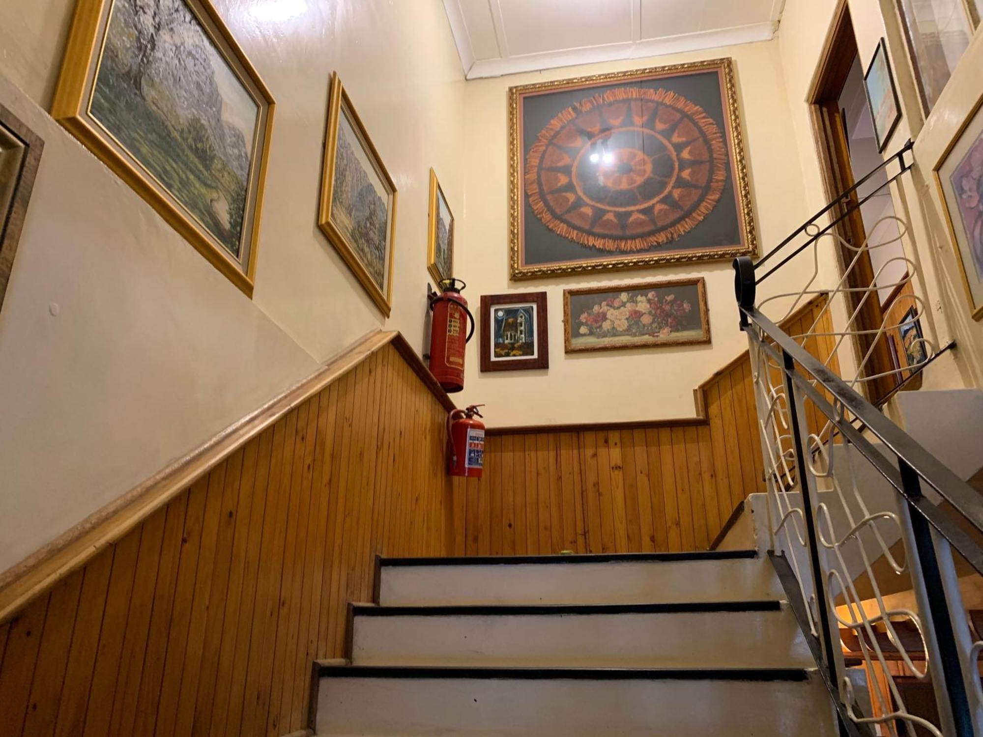 Hotel De Rust 外观 照片